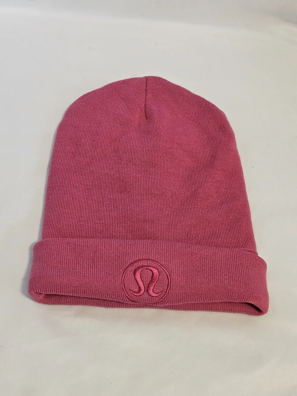 lululemon- Warm Revelation Beanie SZ S/M